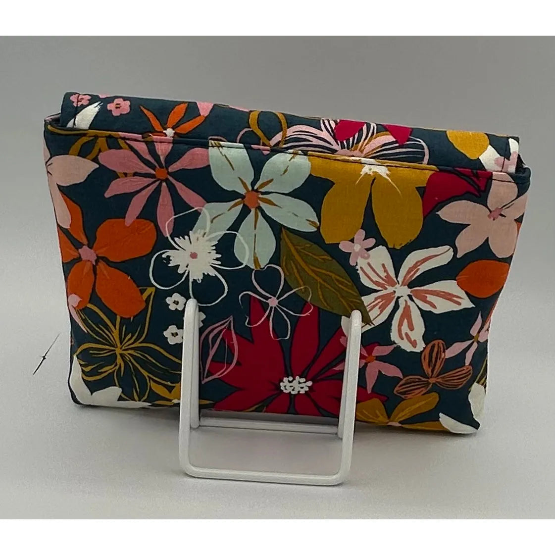 Modern Flowers Kindle Paperwhite Sleeve