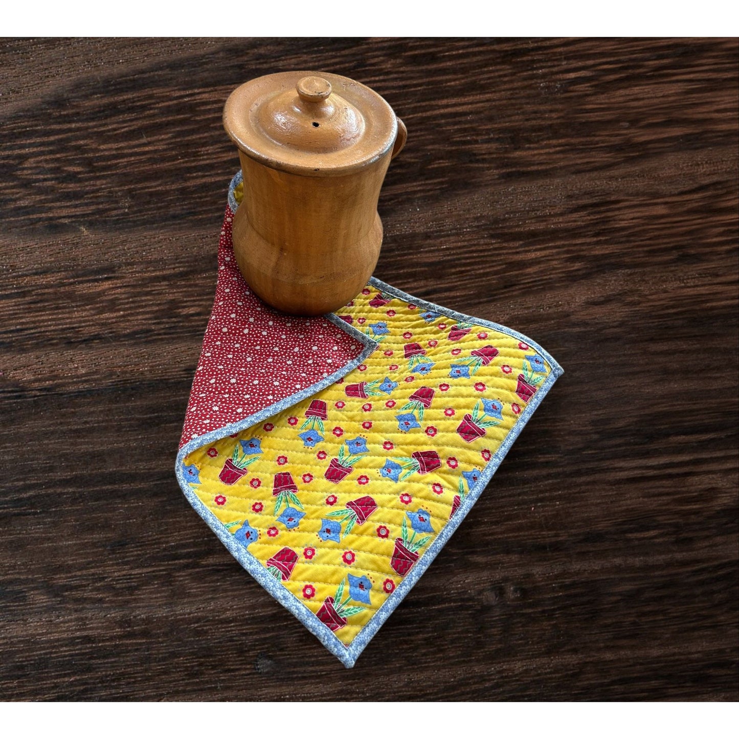 Oversized Hot Pad – Handmade Quilted Trivet for Casserole Dishes, Baking & Serving