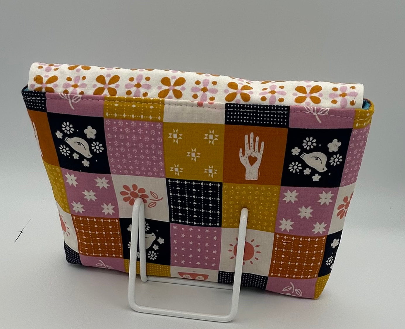 Retro Blossom Paperwhite Sleeve