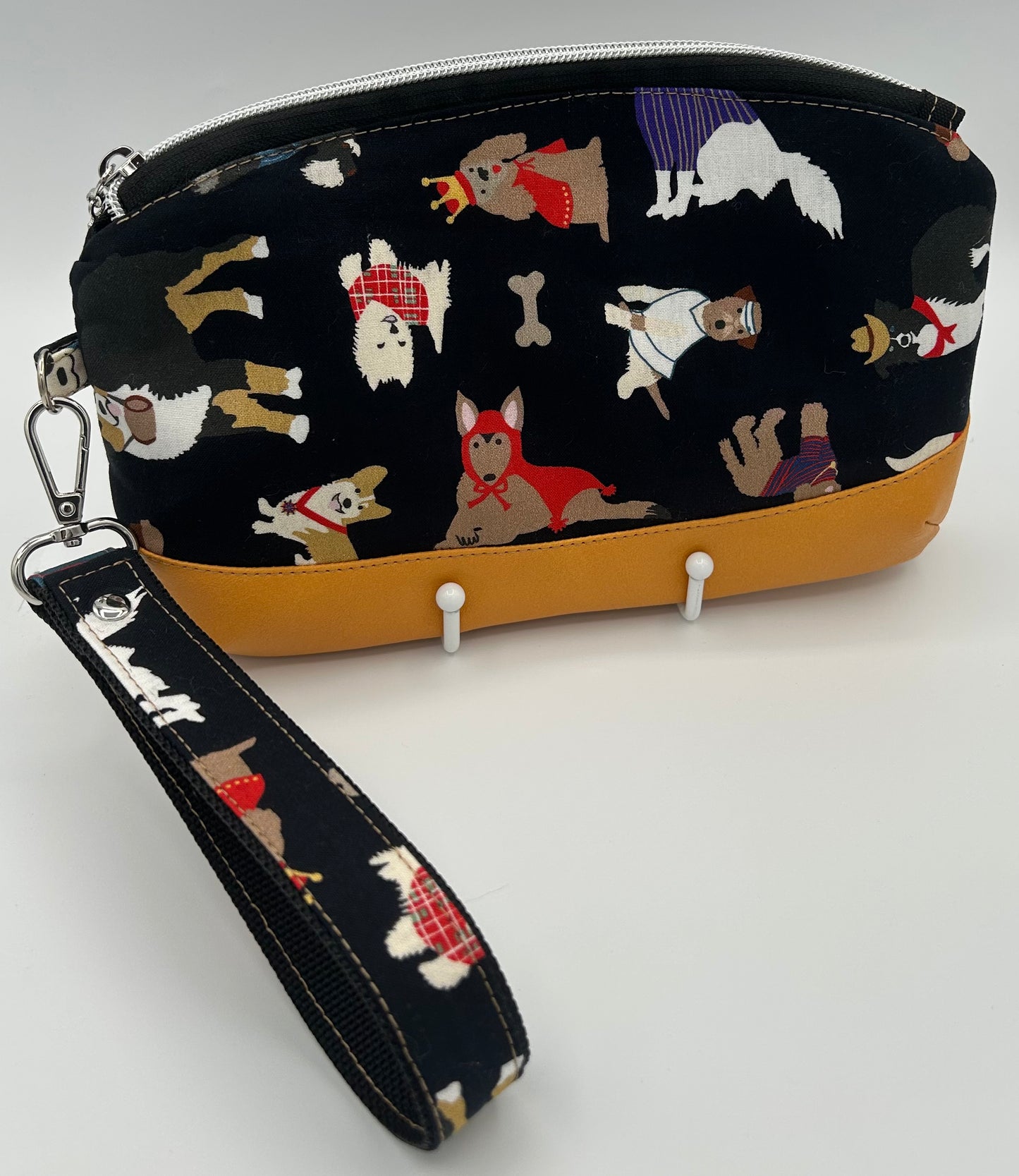 Clematis Wristlet