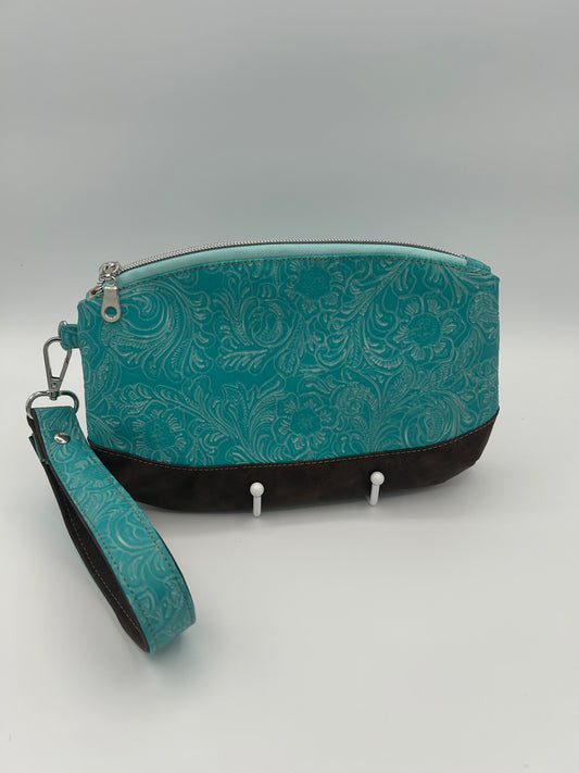 Clematis Wristlet